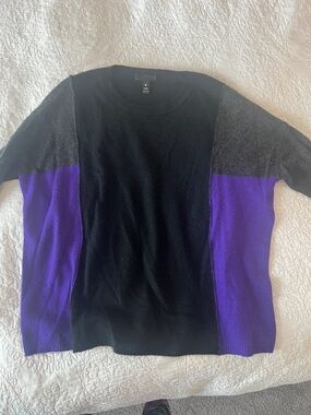 Aqua women’s cashmere Black and Purple Colorblock Crewneck Sweater